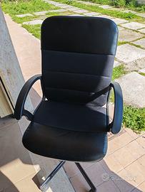 Sedia con rotelle per scrivania