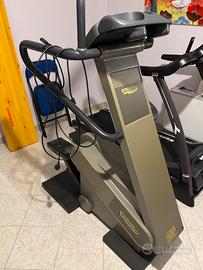Step technogym xt 600