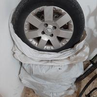 4 gomme con cerchi per Citroen C 3. 185/65 R 15. 