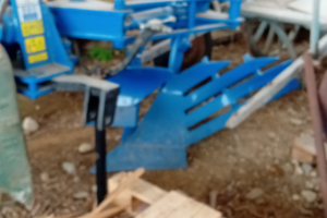 Aratro nuovo mai usato