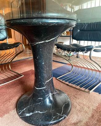 Tavolo anni 70 con base in marmo nero Marquina