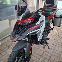 KM0 Benelli TRK 702X