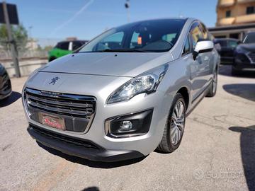 PEUGEOT 3008 1.6 HDi 115CV Allure