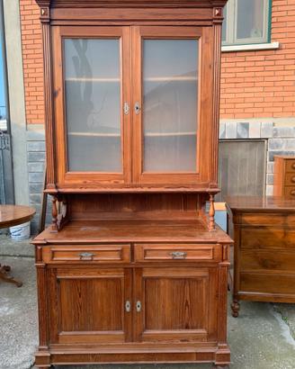 Credenza arte povera bella e robusta