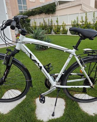City/Trekking bike Velomarche 
