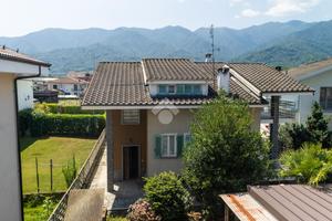 VILLA SINGOLA A RIFREDDO