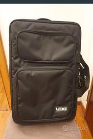 Zaino dj UDG U9103BL/OR nero