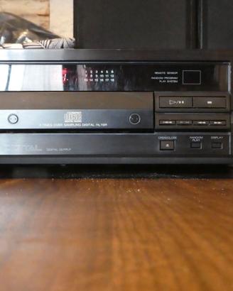 AKAI CD-25 lettore cd da rivedere, si accende, rum