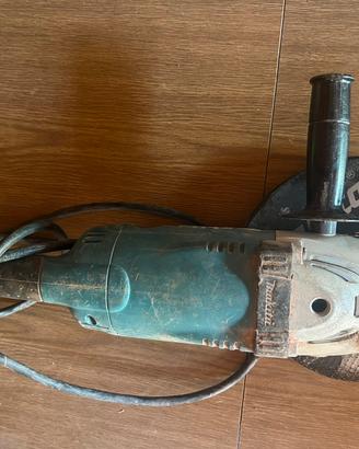 Smerigliatrice angolare Makita grande