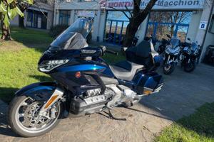 Honda GL 1800 Gold Wing TOUR DCT