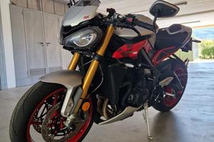 Triumph Street Triple RX