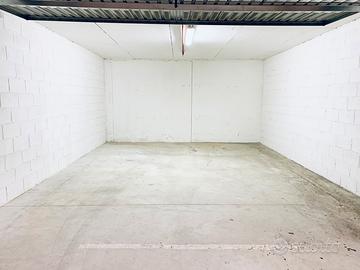 Deposito - magazzino - box auto - garage