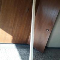 Palo di legno quadrato