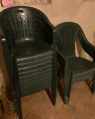 Sedie in plastica, verdi, da esterno