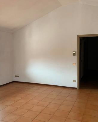 Quadrilocale con ampia cantina e box