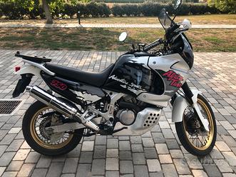 Honda Africa Twin 750