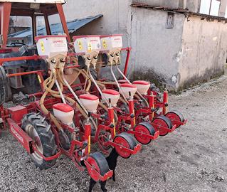 Seminatrice maschio