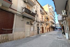 MONOLOCALE A MARGHERITA DI SAVOIA