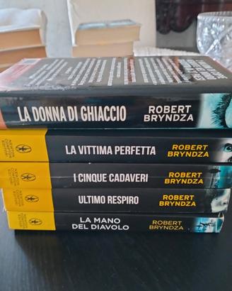 5 libri gialli Robert Bryndza 