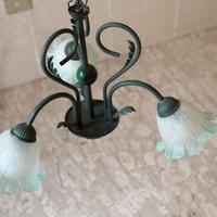Lampadario verde in ferro battuto