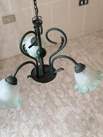 Lampadario verde in ferro battuto