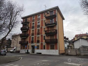 Immobile in asta di 61 m² con 2 locali a Cinisello