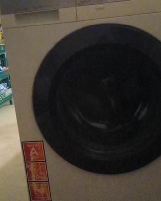 lavasciuga AEG 10Kg 