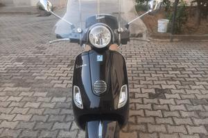 Piaggio Vespa 125 LX