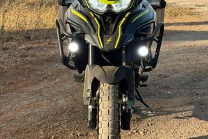Benelli TRK 702 X + Caschi  e interfoni inclusi