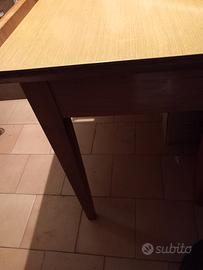 tavolo vintage in legno  con 2 cassettoni interni