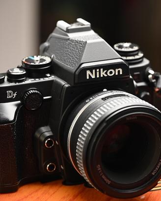 Nikon DF + Nikon AF-S 50mm 1.8G SE