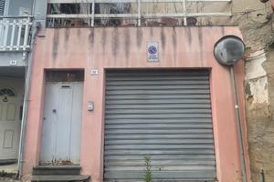 Guspini - Indipendente con box auto