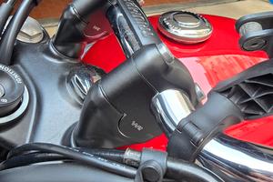 Riser per Bonneville 