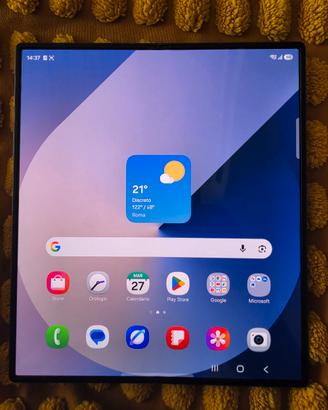 Samsung Galaxy Z fold 6 12/256