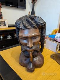 Busto scultorio in legno 