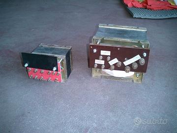 Trasformatore elettrico multi primario secondario.