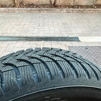 Treno di gomme invernale