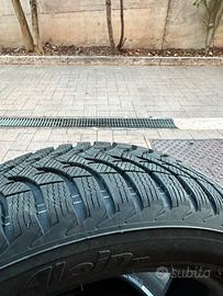 Treno di gomme invernale