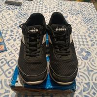 Scarpe Diadora tg42