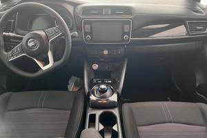 Nissan Leaf Tekna 40 kWh ProPilot Park