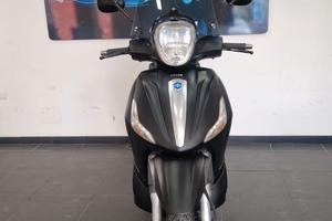 Piaggio Beverly 300 police