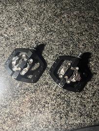 Kit da ciclismo (scarpe + pedali)