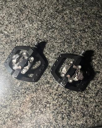 Kit da ciclismo (scarpe + pedali)