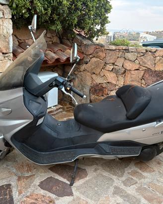 SUZUKI BURGMAN 400