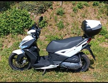 kimco 16+ 200 cc. bauletto bianco