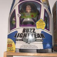 BUZZ LIGHTYEARS TOY STORY