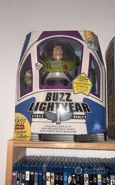 BUZZ LIGHTYEARS TOY STORY