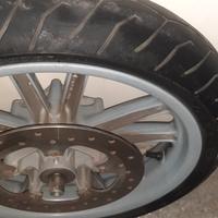 Ruota anteriore beverly 200