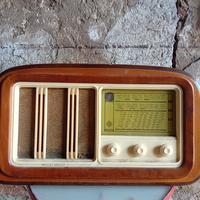TELEFUNKEN T22 RADIO ANNI 50 A VALVOLE D EPOCA 