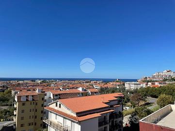3 LOCALI A SCALEA